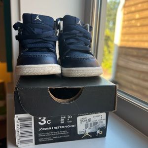 Jordan 1 Retro High BT- size 3 (toddler) - never been worn outside. Brand new!